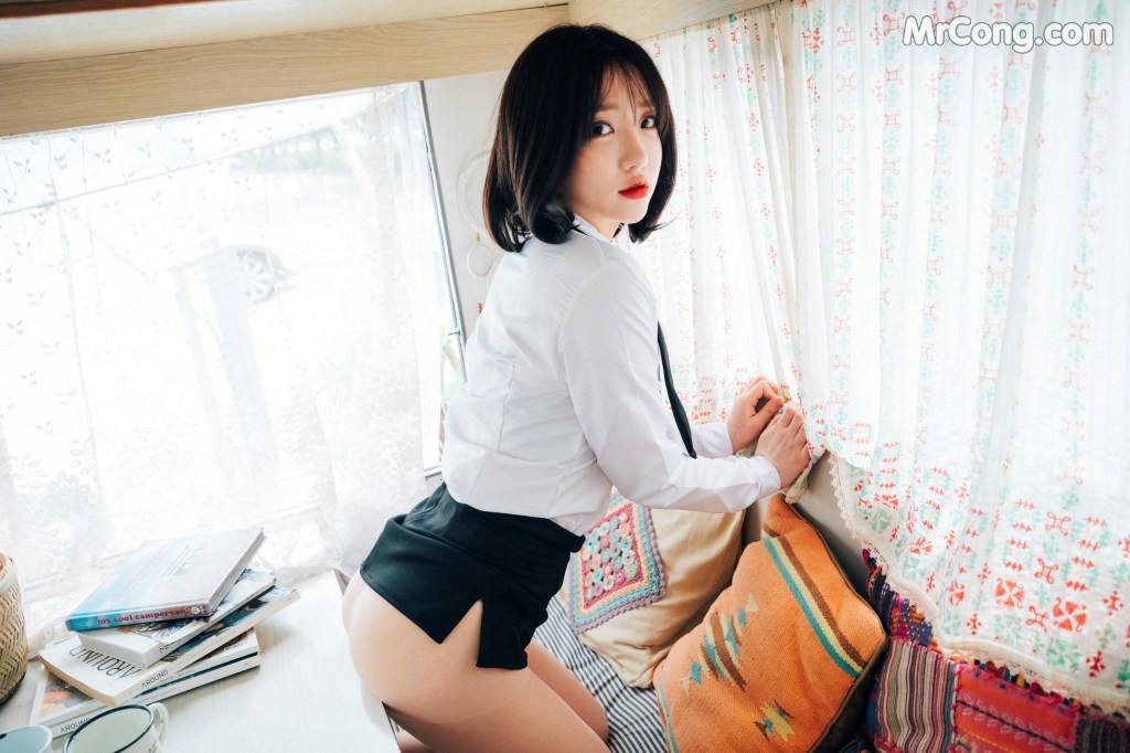 [Loozy] Officegirls Vacation Vol.2: Son Ye-Eun (손예은) (85 photos)